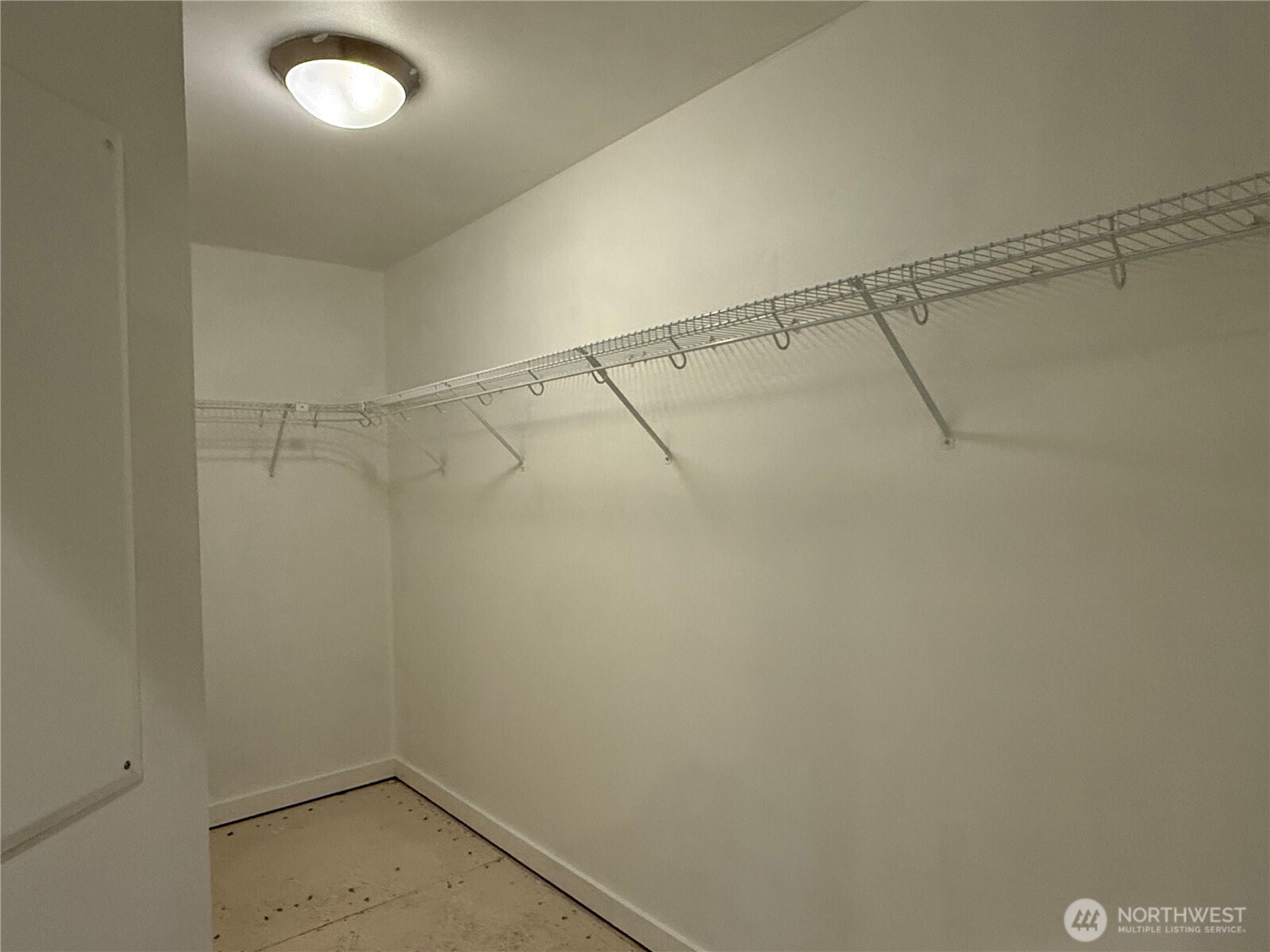 1400 Weaver Way Property Photo 12