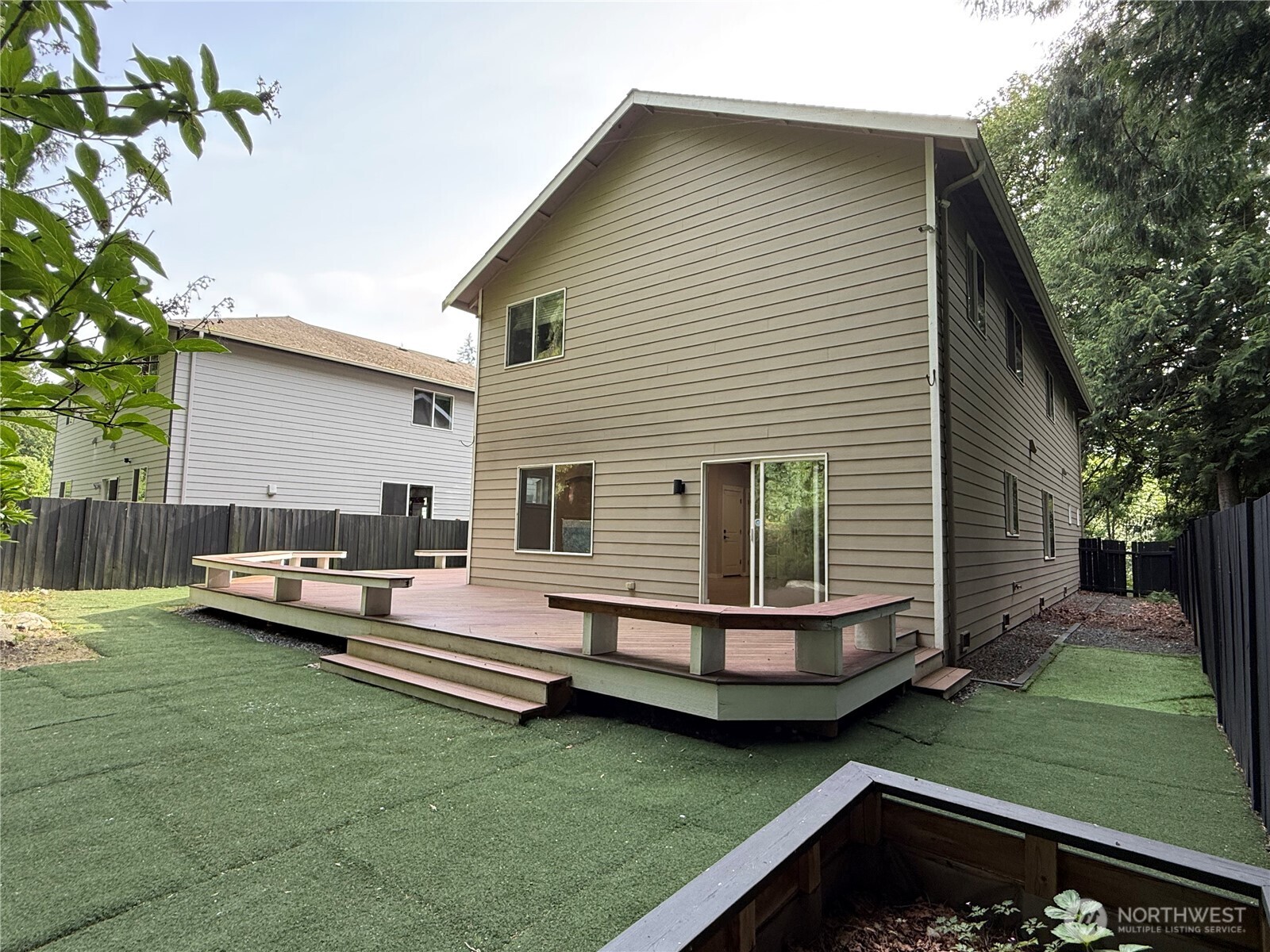 1400 Weaver Way Property Photo 23
