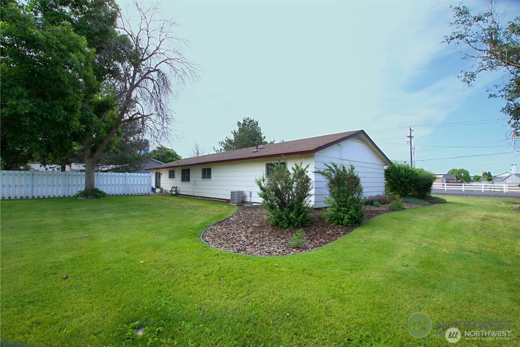 11298 Nelson Road Property Photo 9