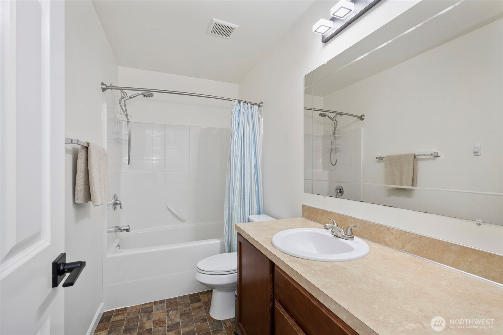 2258 Se Upchurch Way Property Photo 14