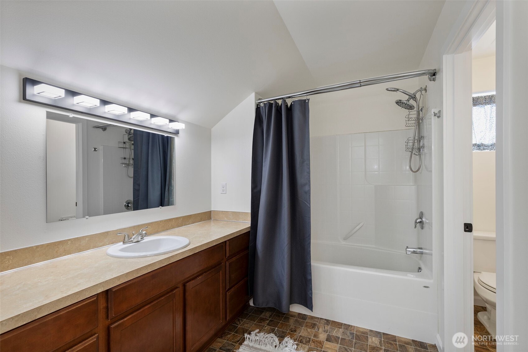 2258 Se Upchurch Way Property Photo 19