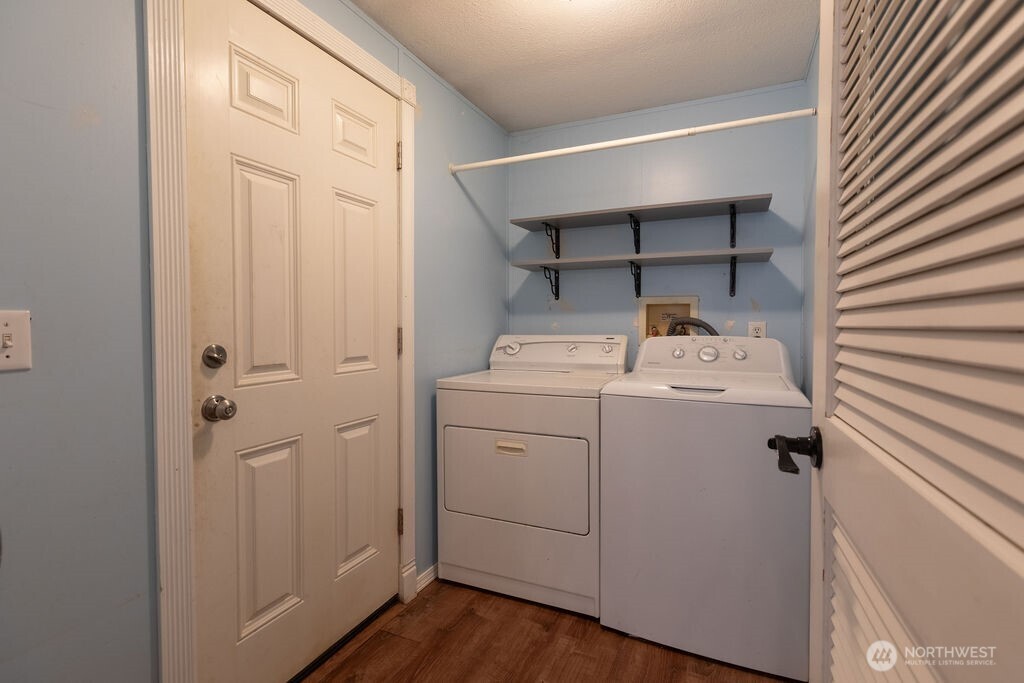 21 Simmons Street Property Photo 13