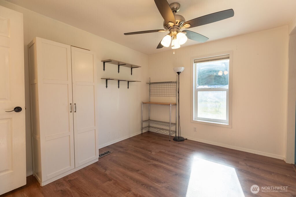 21 Simmons Street Property Photo 20