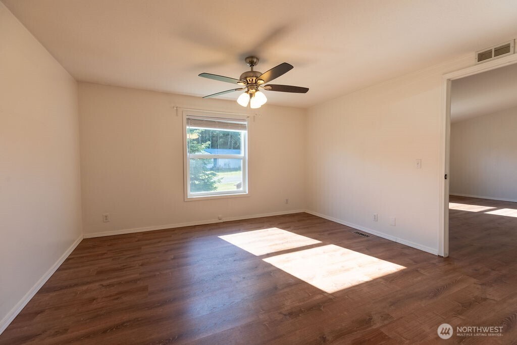 21 Simmons Street Property Photo 23