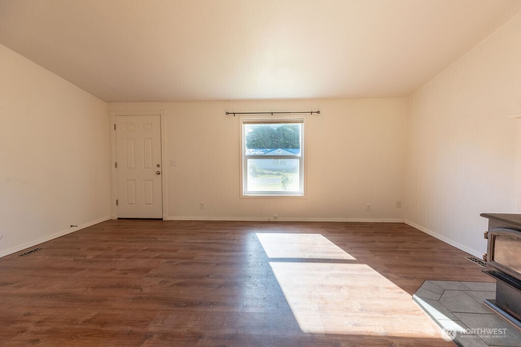 21 Simmons Street Property Photo 25