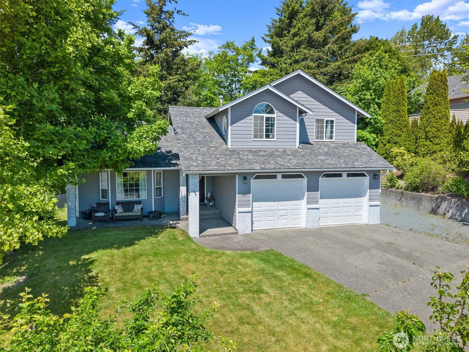 920 Alderwood Lane Property Photo 1