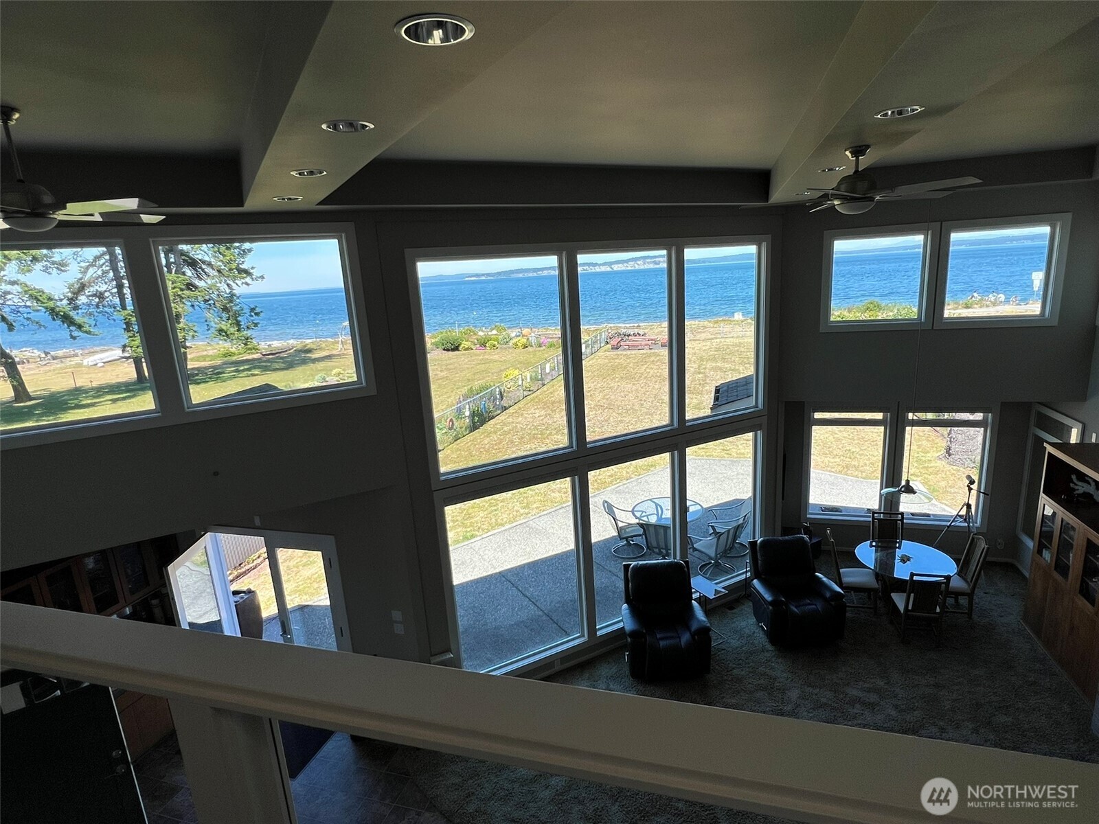 8668 Ne Point No Point Road Property Photo 18