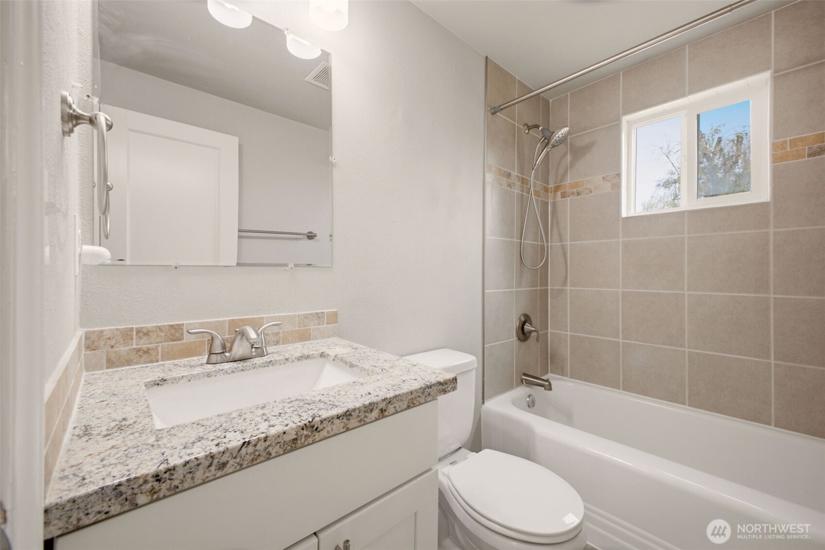 748 S Kenyon Street Property Photo 14