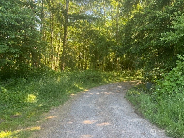 692 24 Burchett Road Property Photo 7