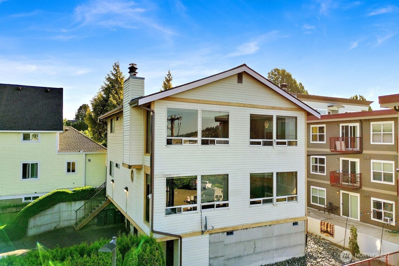 1408 G Street Property Photo 1