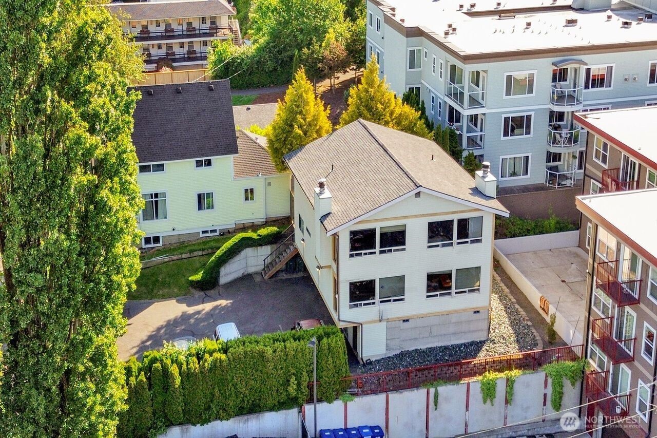 1408 G Street Property Photo 4