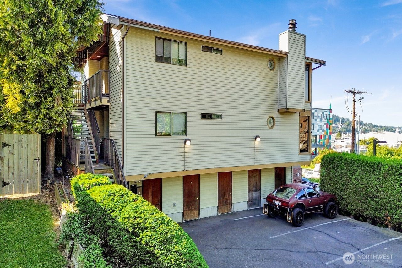 1408 G Street Property Photo 5