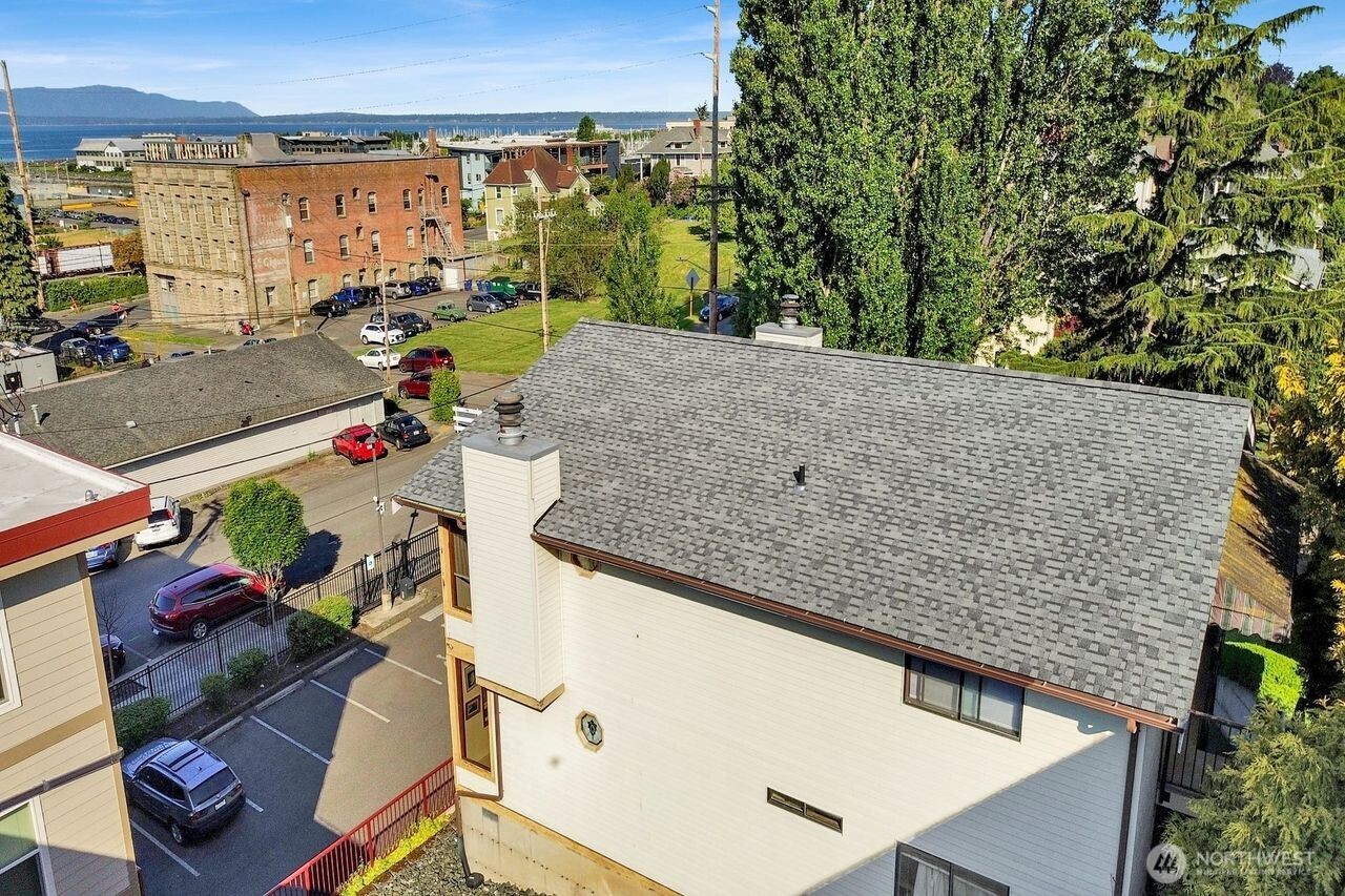 1408 G Street Property Photo 6
