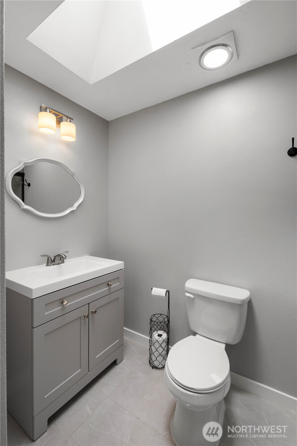 2956 Janet Avenue Property Photo 8