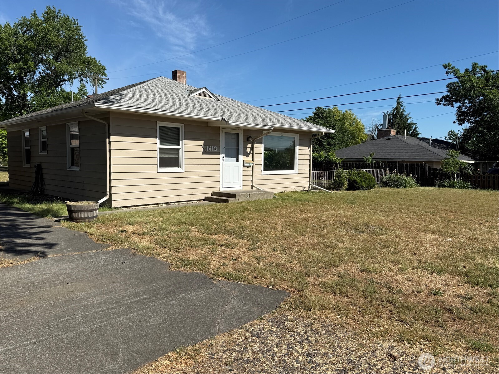 1413 Se Central Avenue Property Photo 2