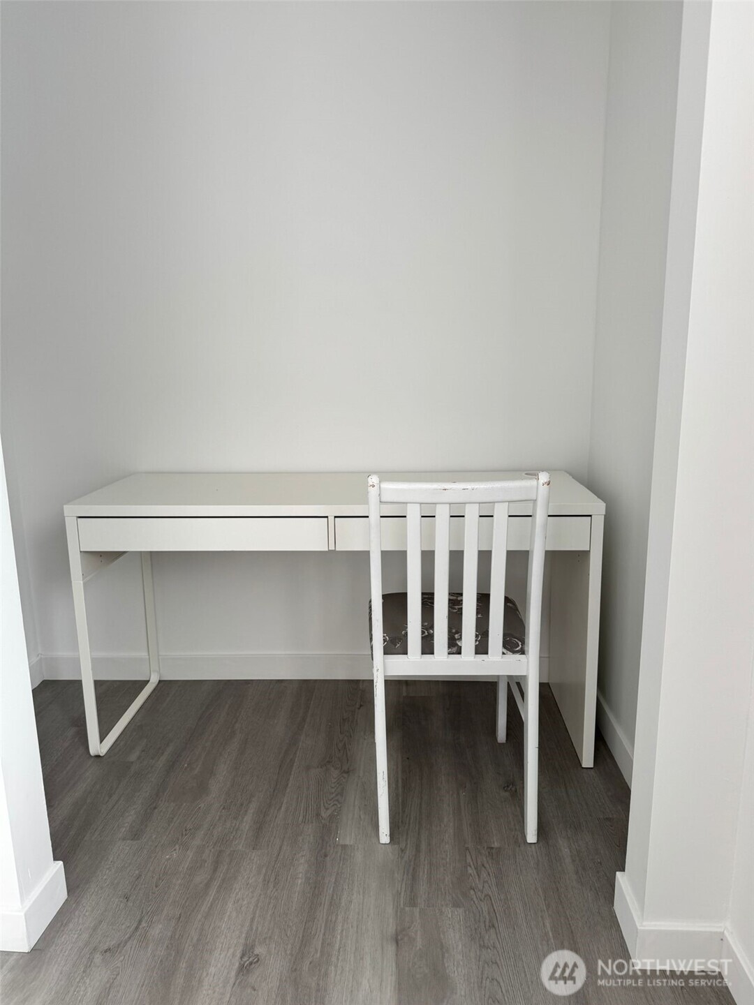 1306 Melbourne Court Property Photo 7