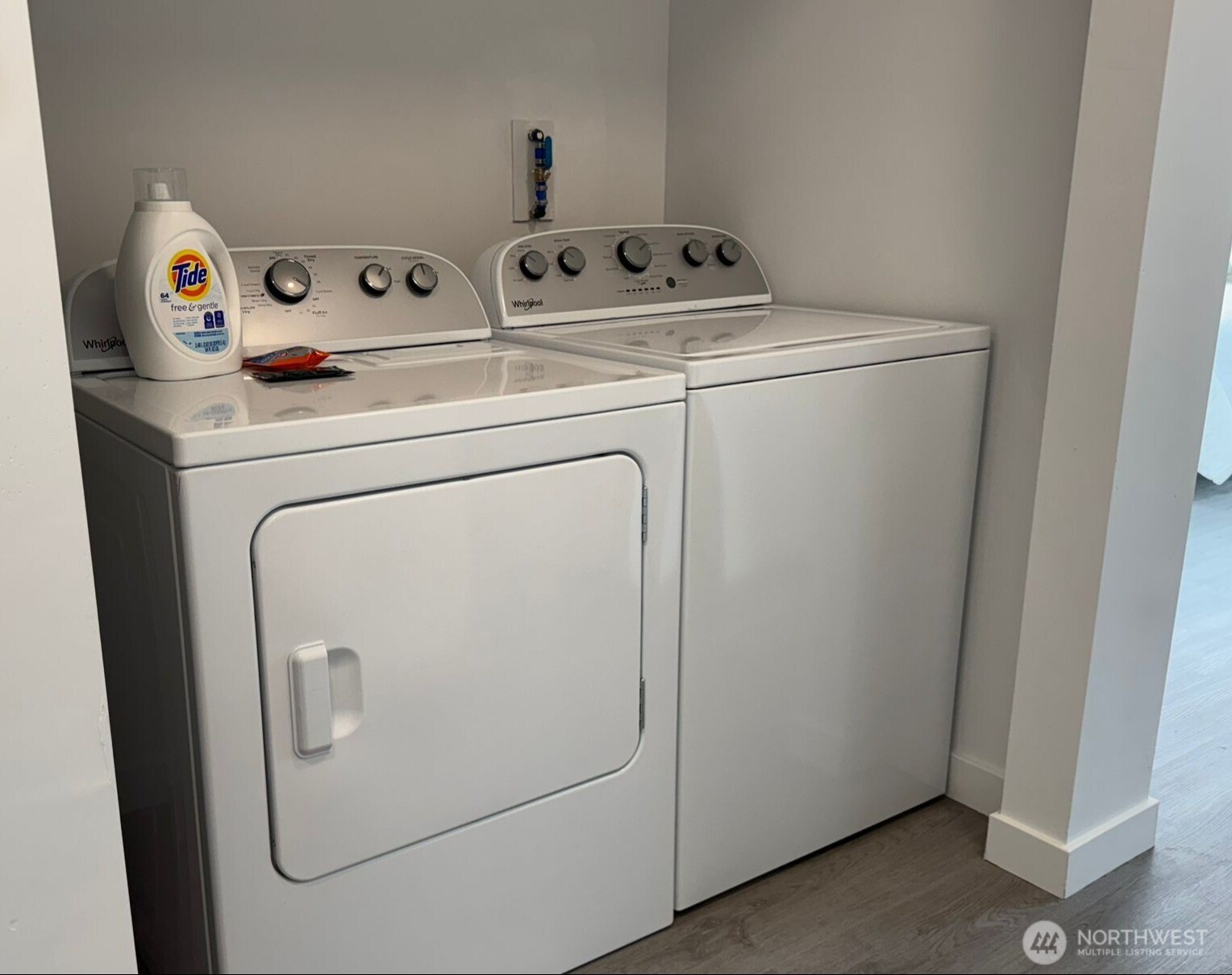 1306 Melbourne Court Property Photo 10