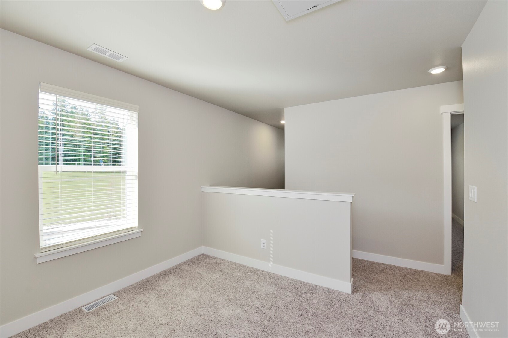 5938 Nw Rhino Way Property Photo 8