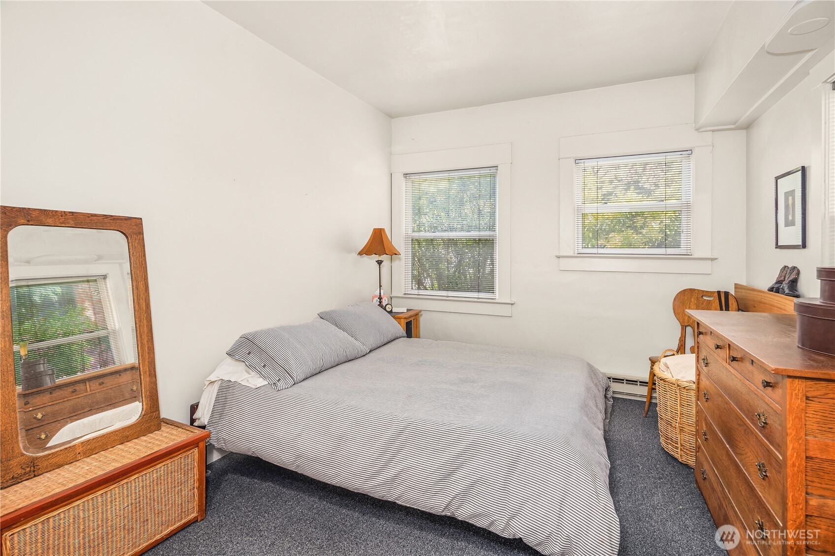111 W Kinnear Place Property Photo 14