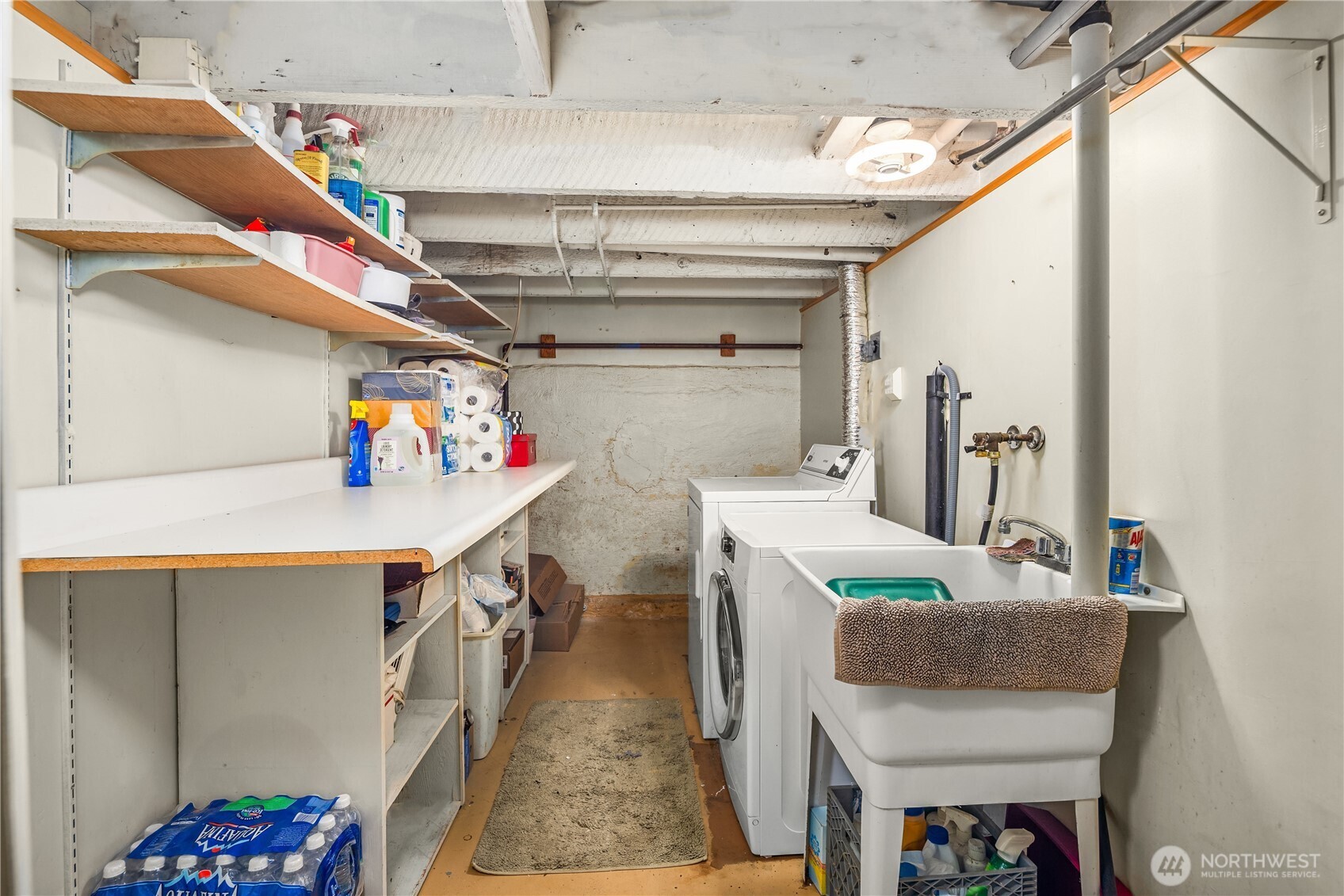 111 W Kinnear Place Property Photo 18