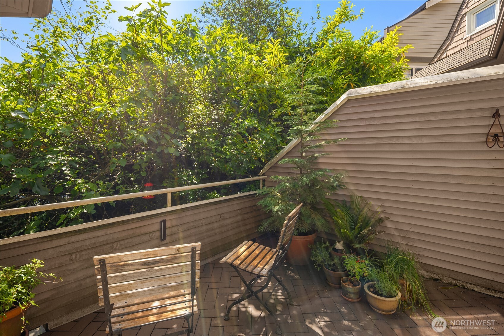 111 W Kinnear Place Property Photo 27