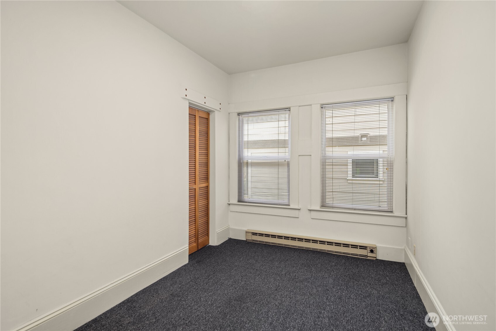 111 W Kinnear Place Property Photo 34