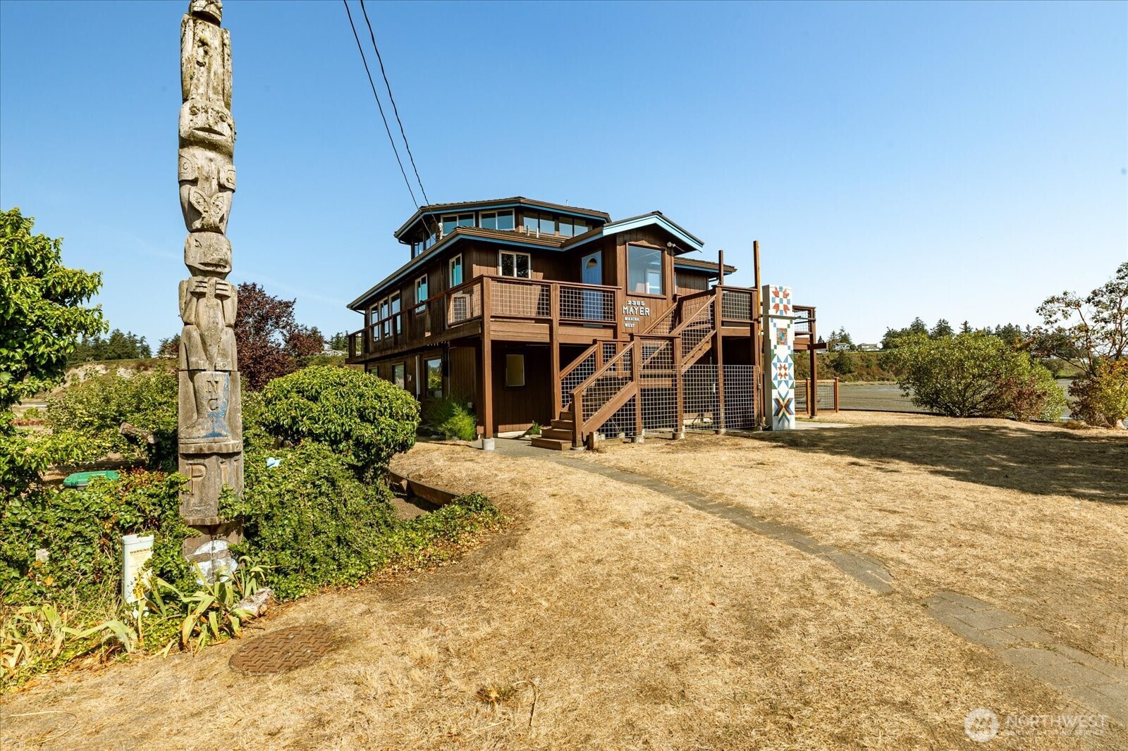 2385 Sunlight Beach Road Property Photo 2