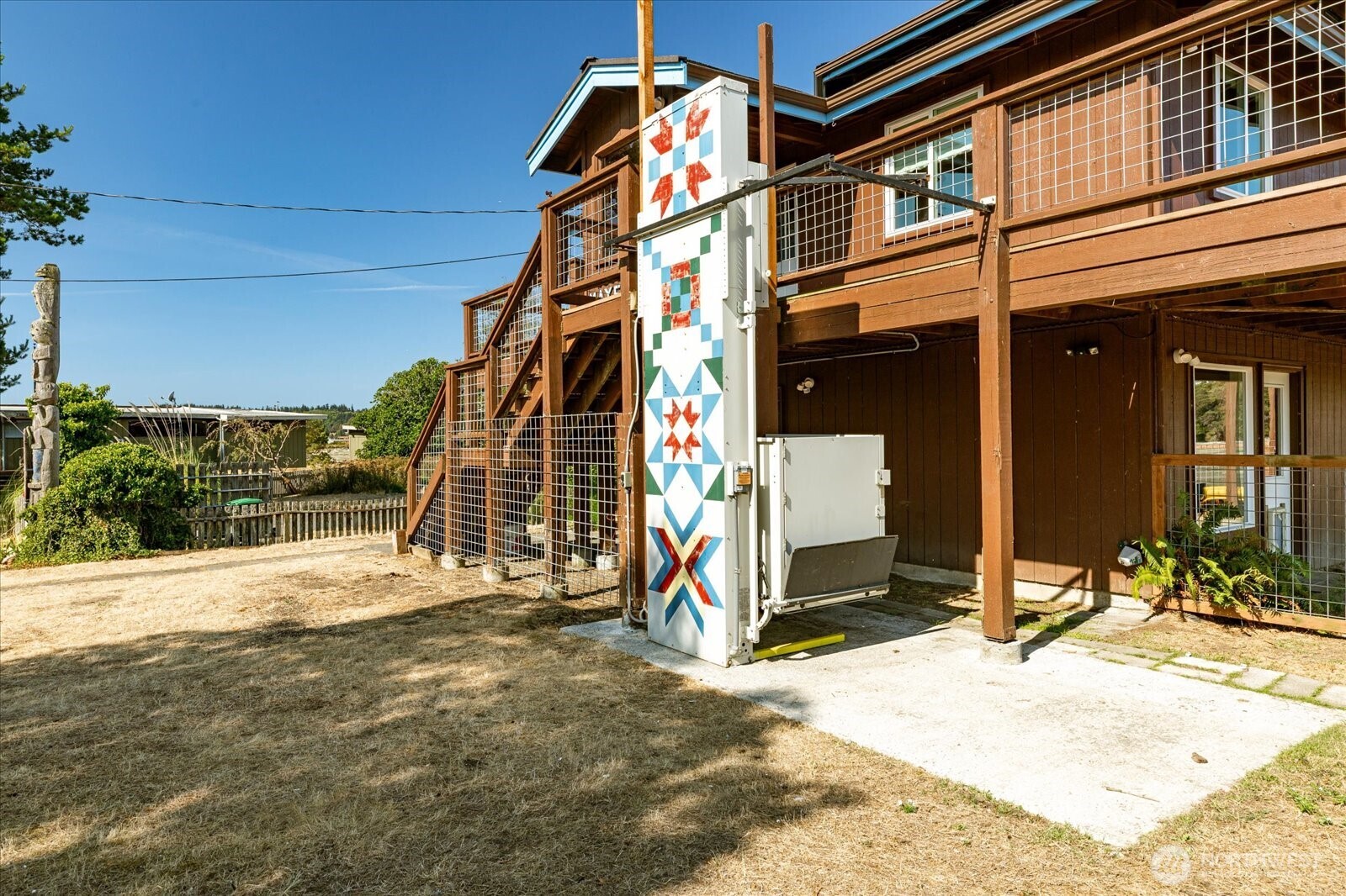 2385 Sunlight Beach Road Property Photo 4