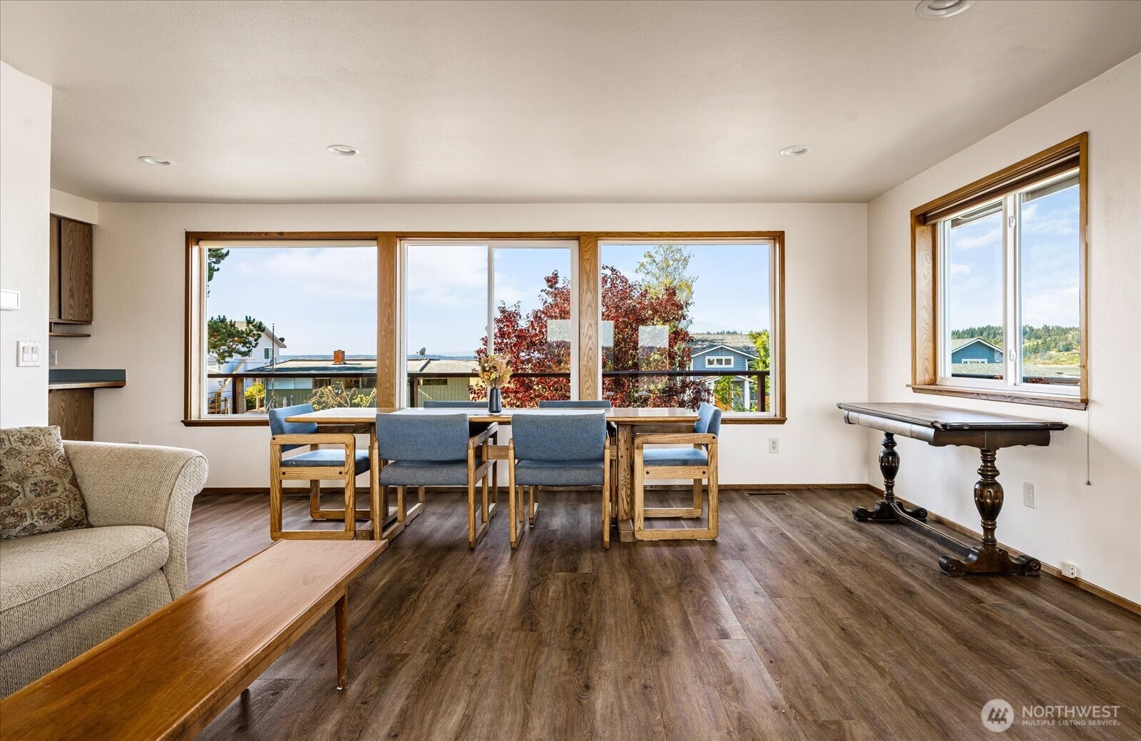 2385 Sunlight Beach Road Property Photo 11
