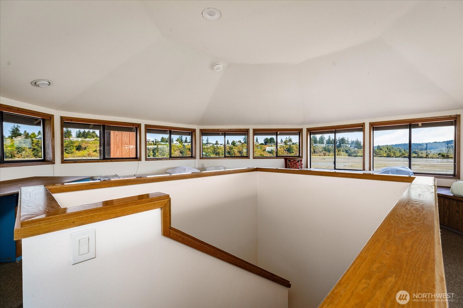 2385 Sunlight Beach Road Property Photo 22
