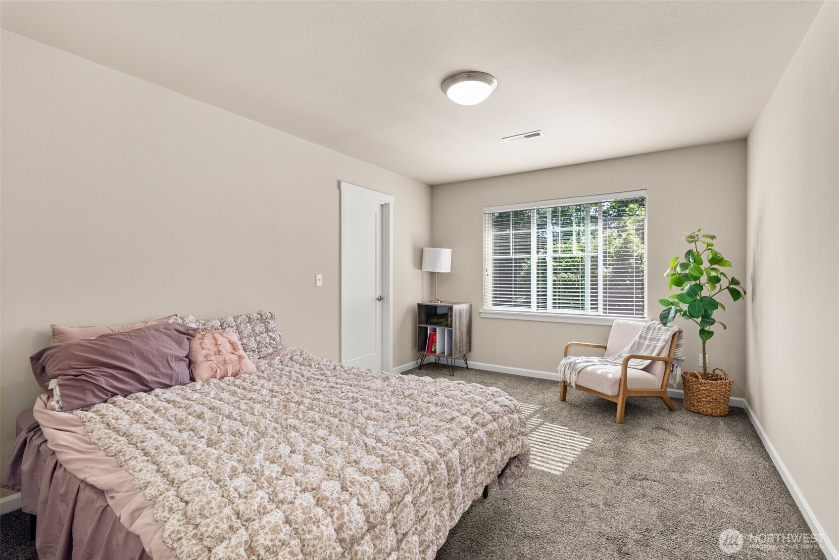 837 Pioneer Street Property Photo 24
