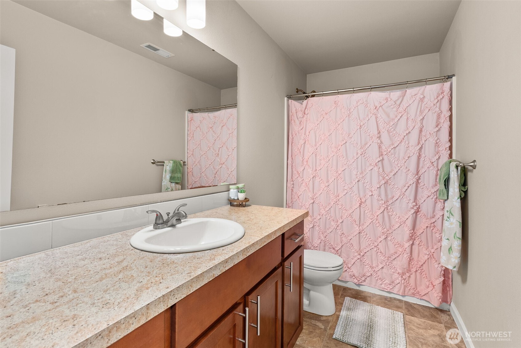 837 Pioneer Street Property Photo 26