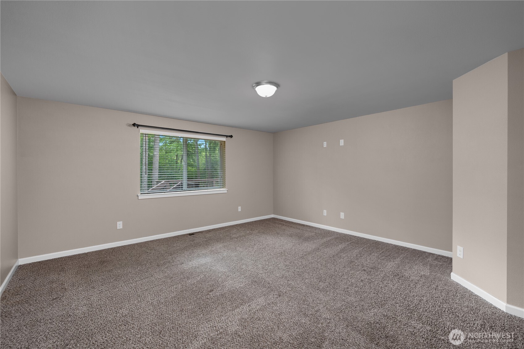 840 E Timberlake Drive Property Photo 15