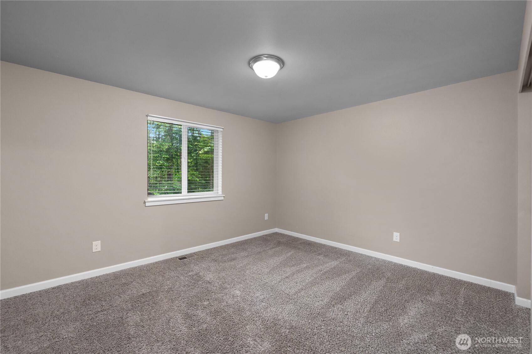 840 E Timberlake Drive Property Photo 24