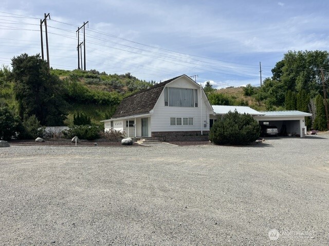 2627 Malaga Alcoa Highway Property Photo 27