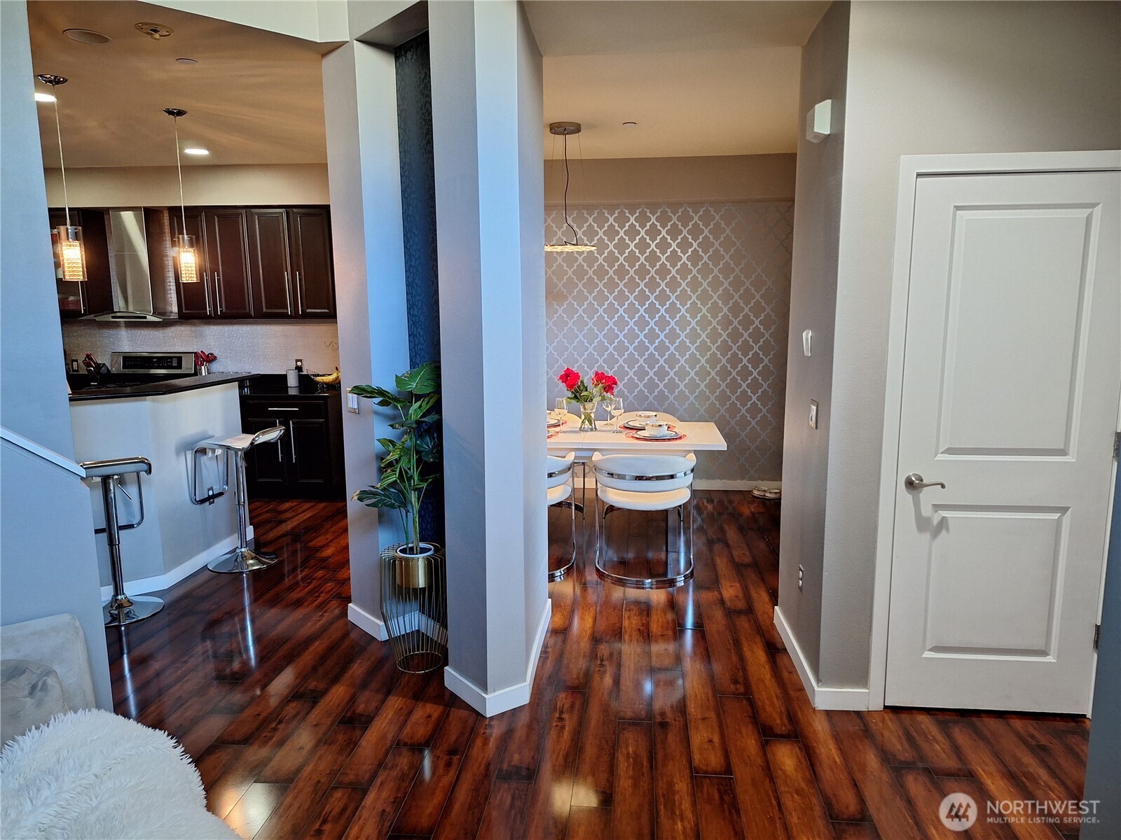 4818 Pointes Drive Property Photo 5