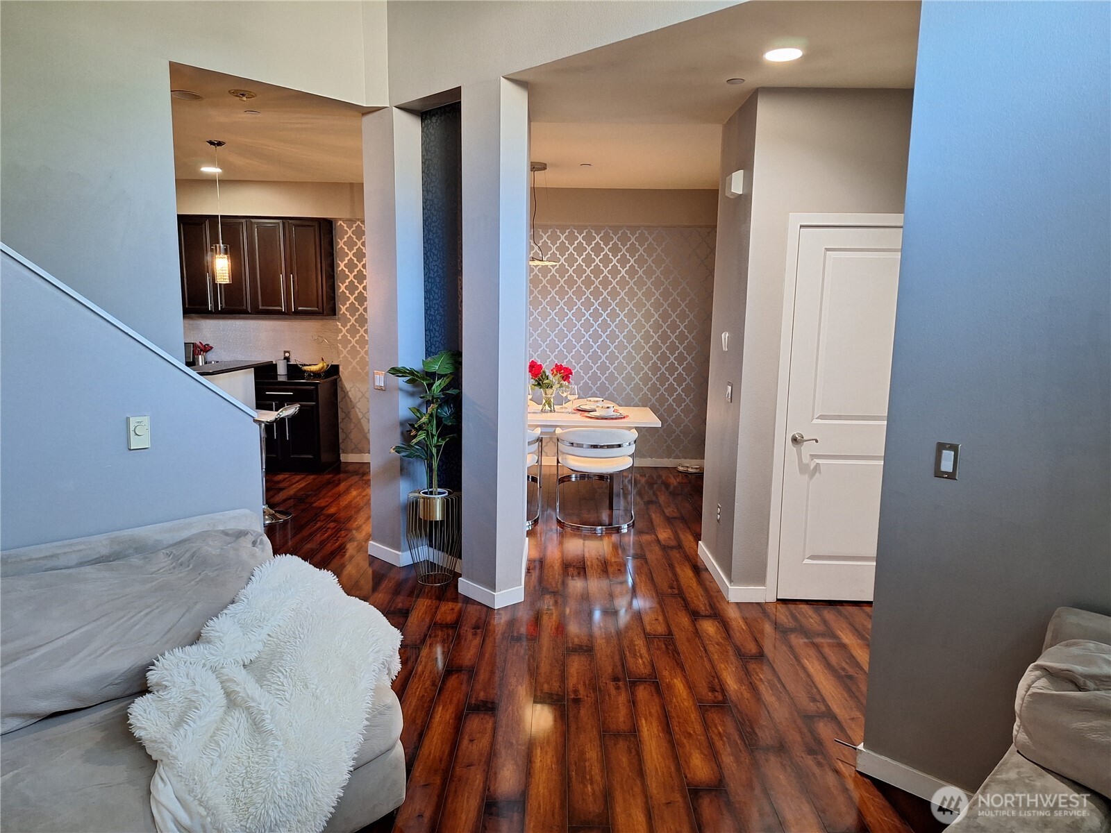 4818 Pointes Drive Property Photo 6