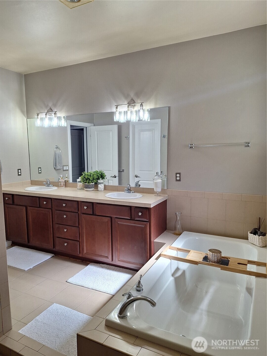 4818 Pointes Drive Property Photo 25