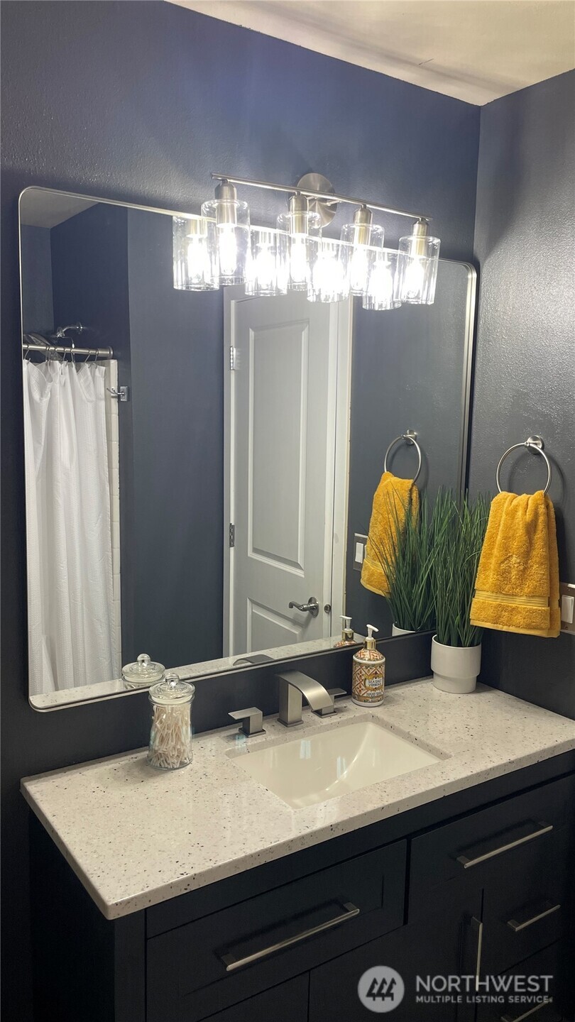 4818 Pointes Drive Property Photo 31