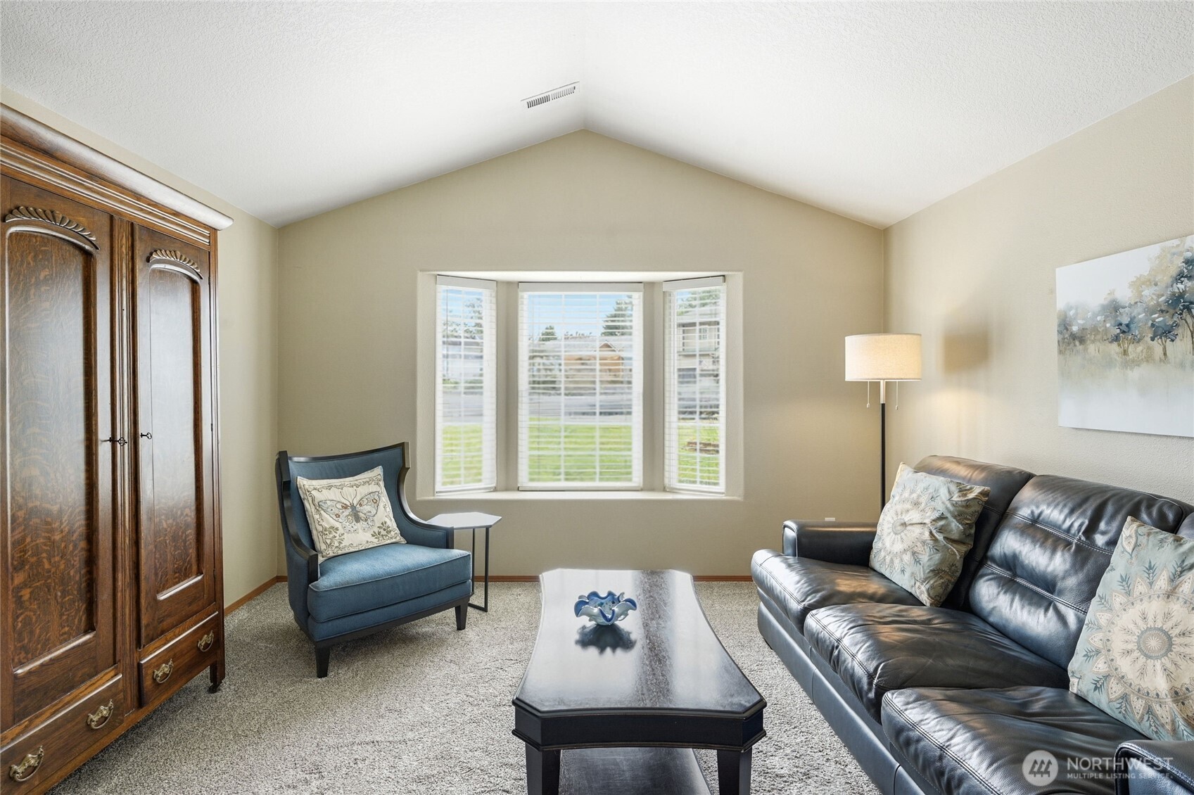 4645 L Street Property Photo 6
