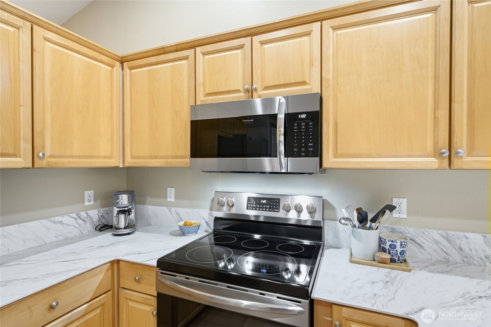 4645 L Street Property Photo 11