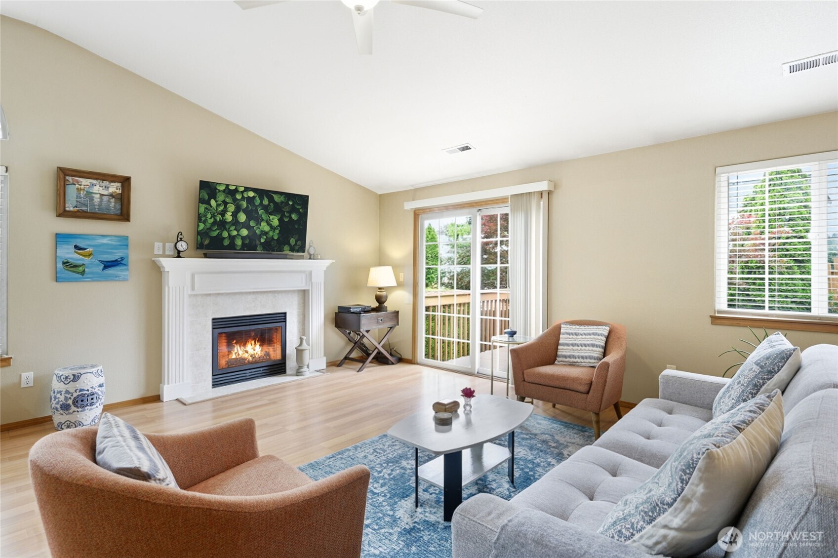 4645 L Street Property Photo 16