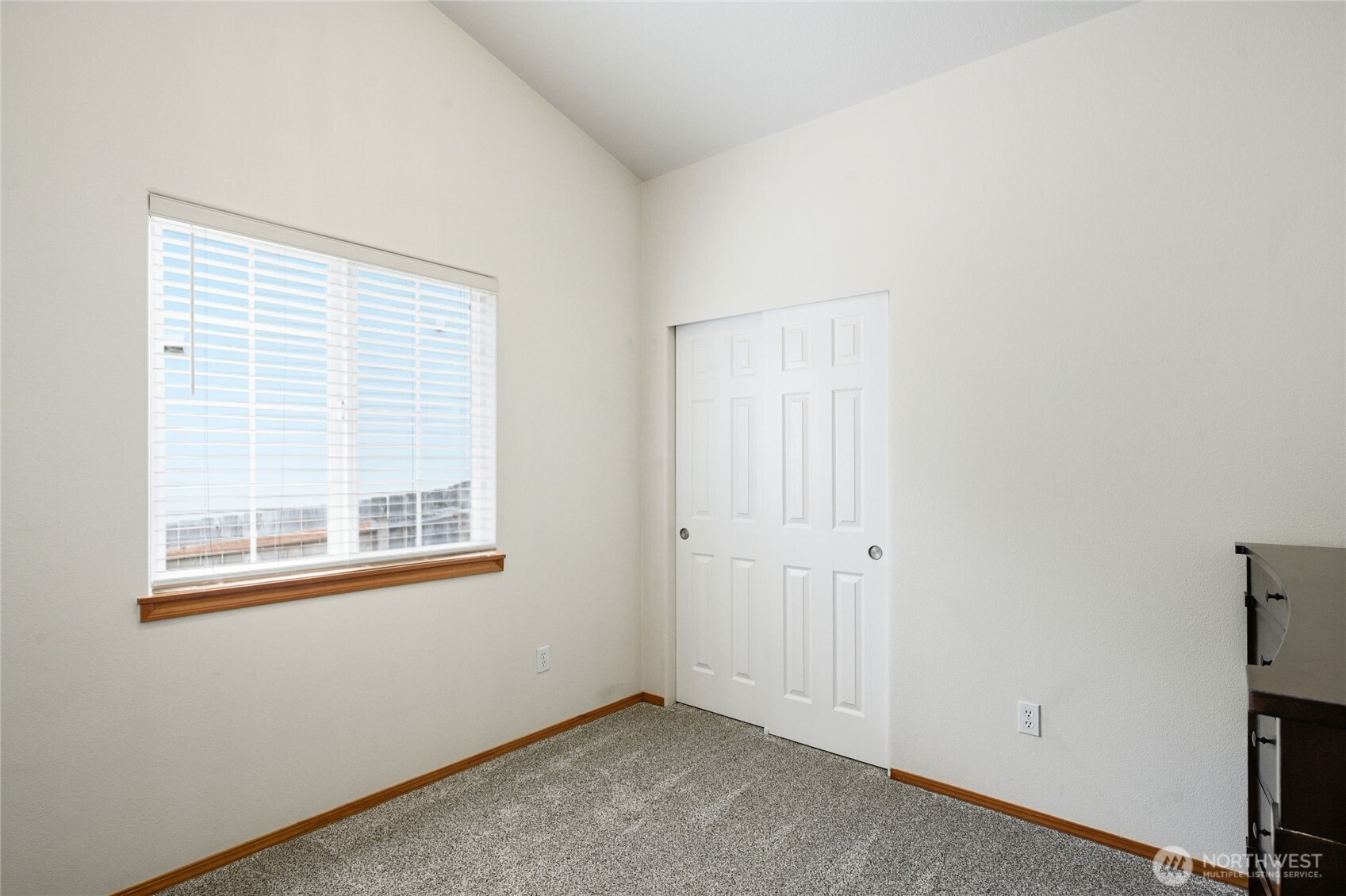 4645 L Street Property Photo 32
