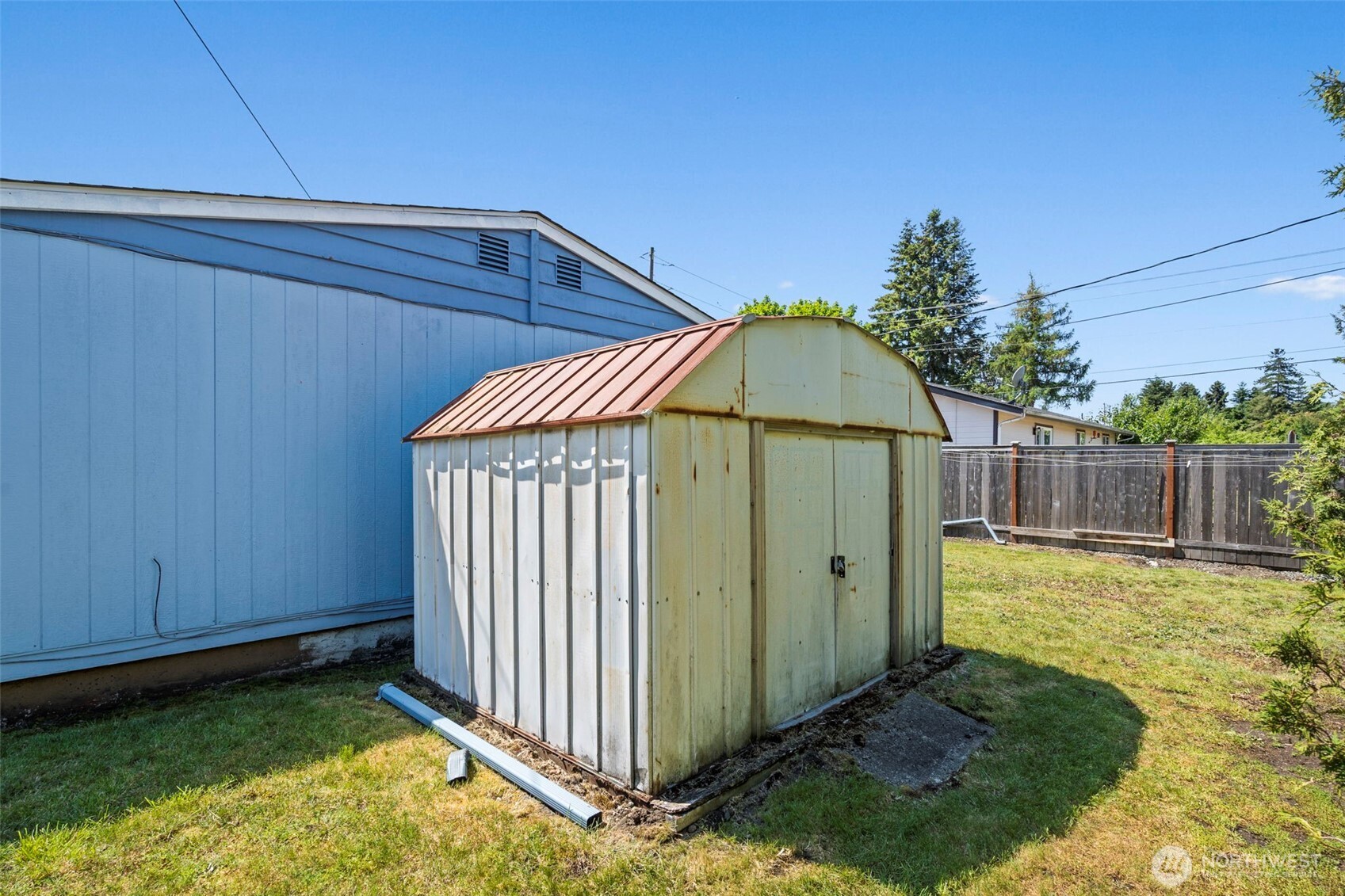466 Garfield Avenue Property Photo 31