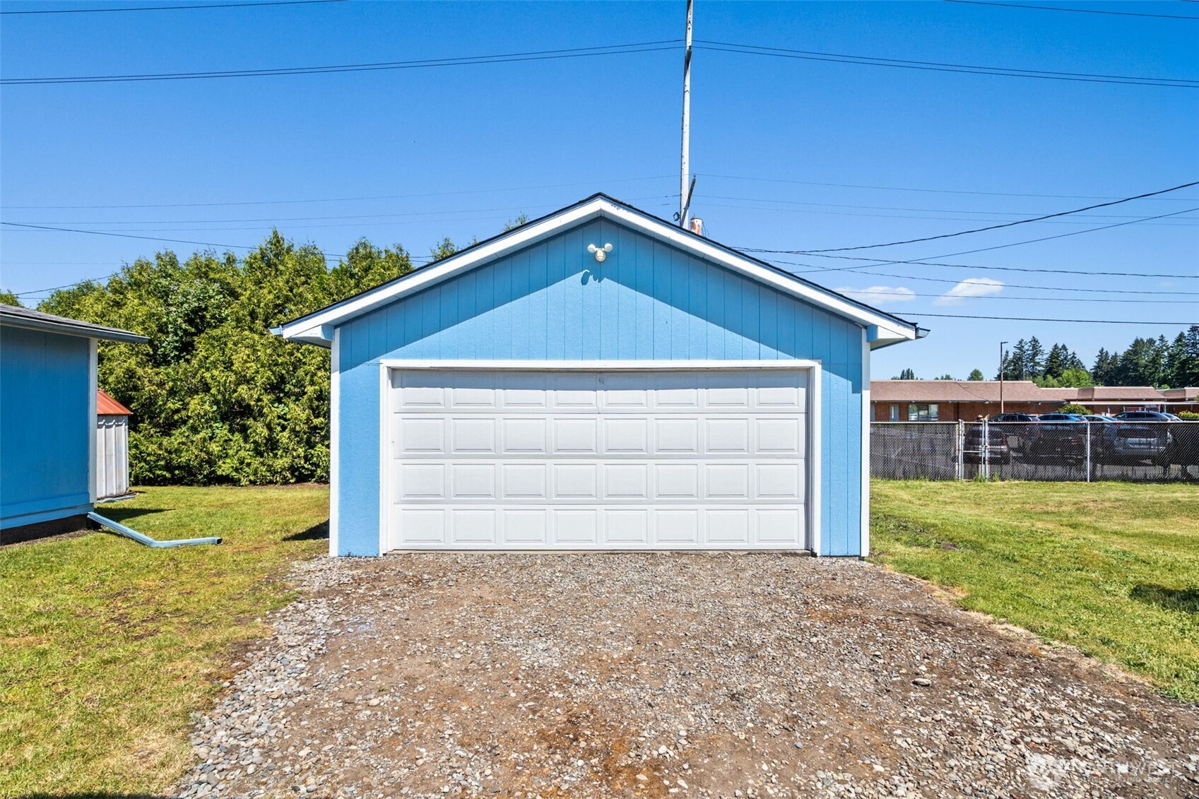466 Garfield Avenue Property Photo 33