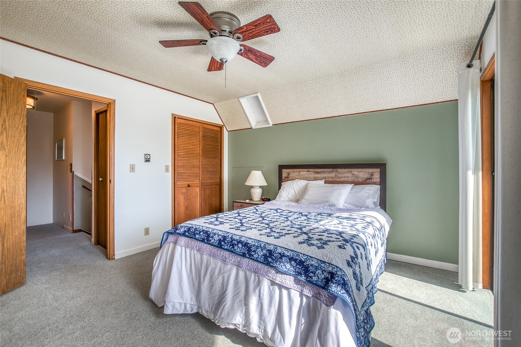 127 Montgomery Lane Property Photo 19