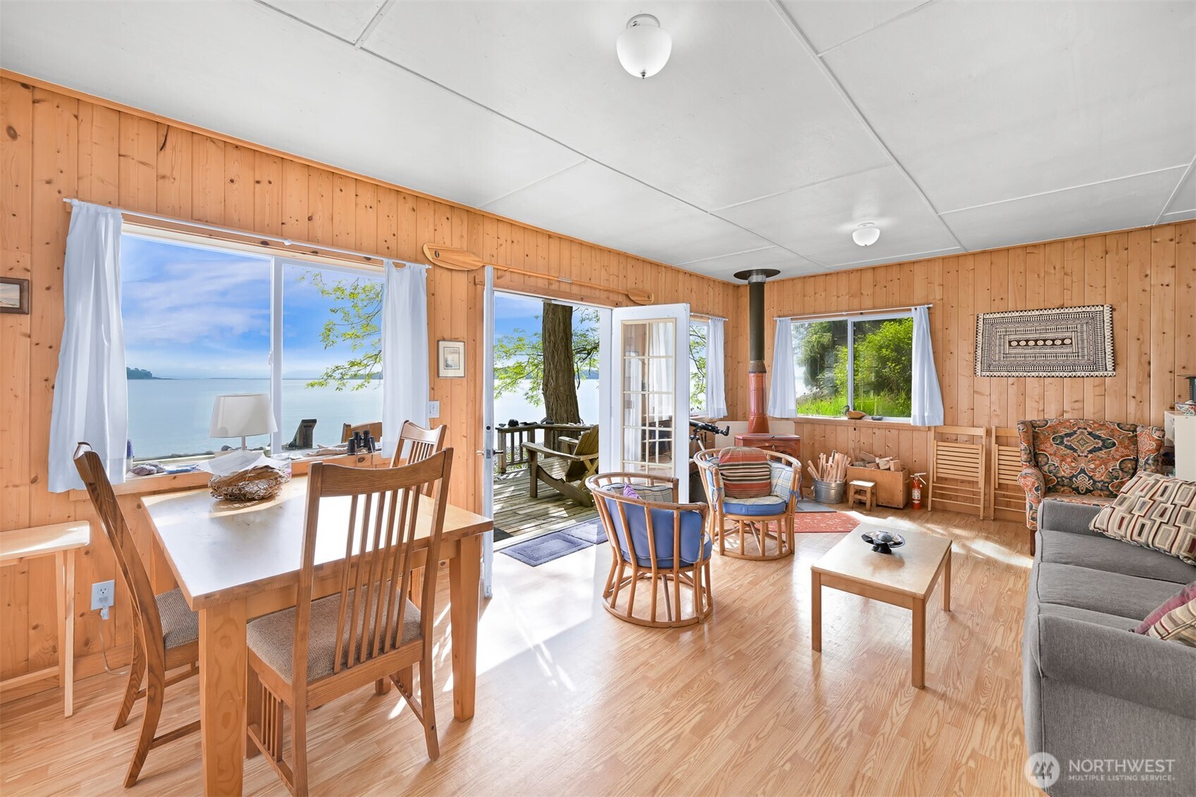 1865 Seacrest Drive Property Photo 11