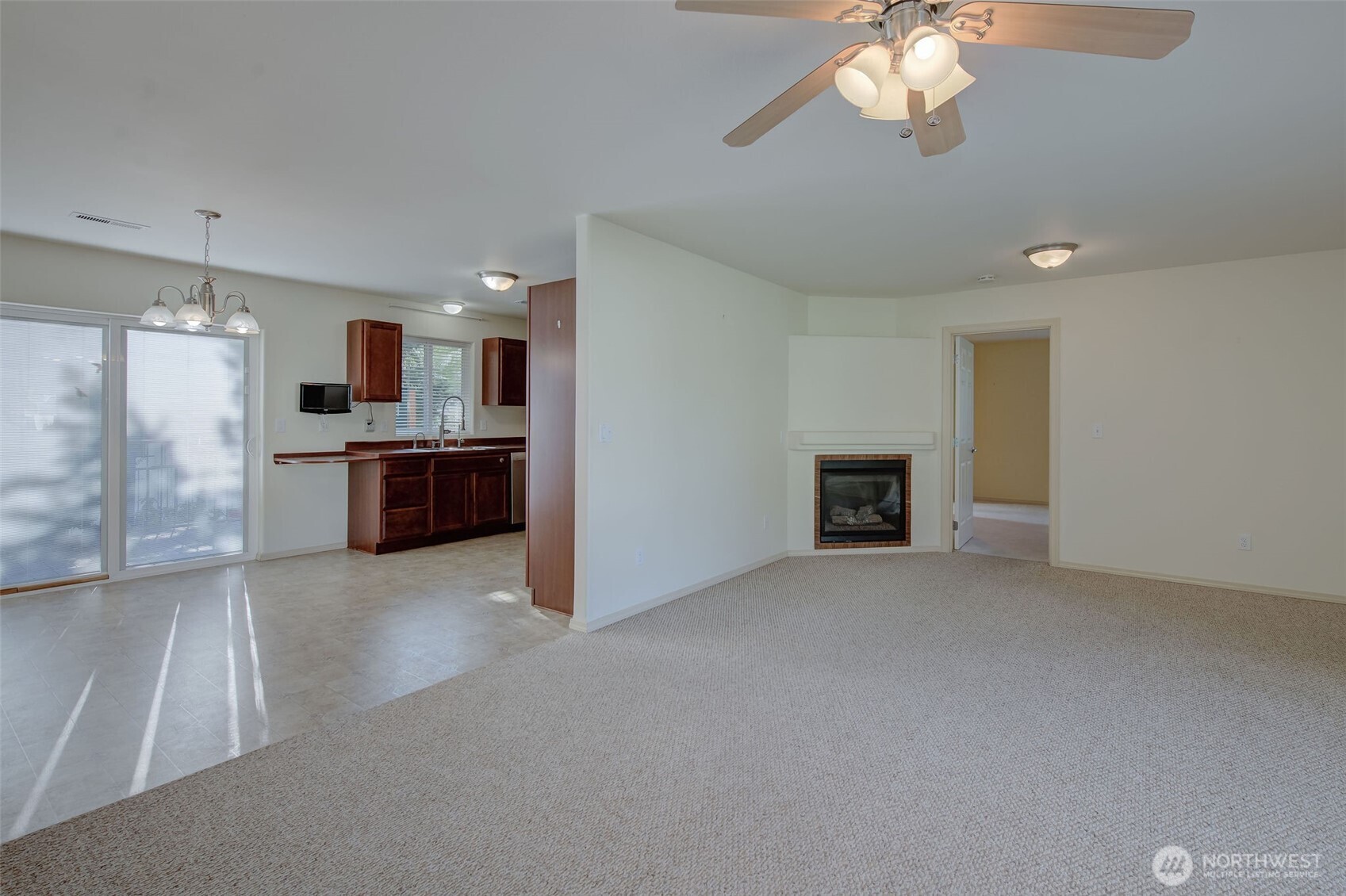 224 Vine Street Property Photo 8