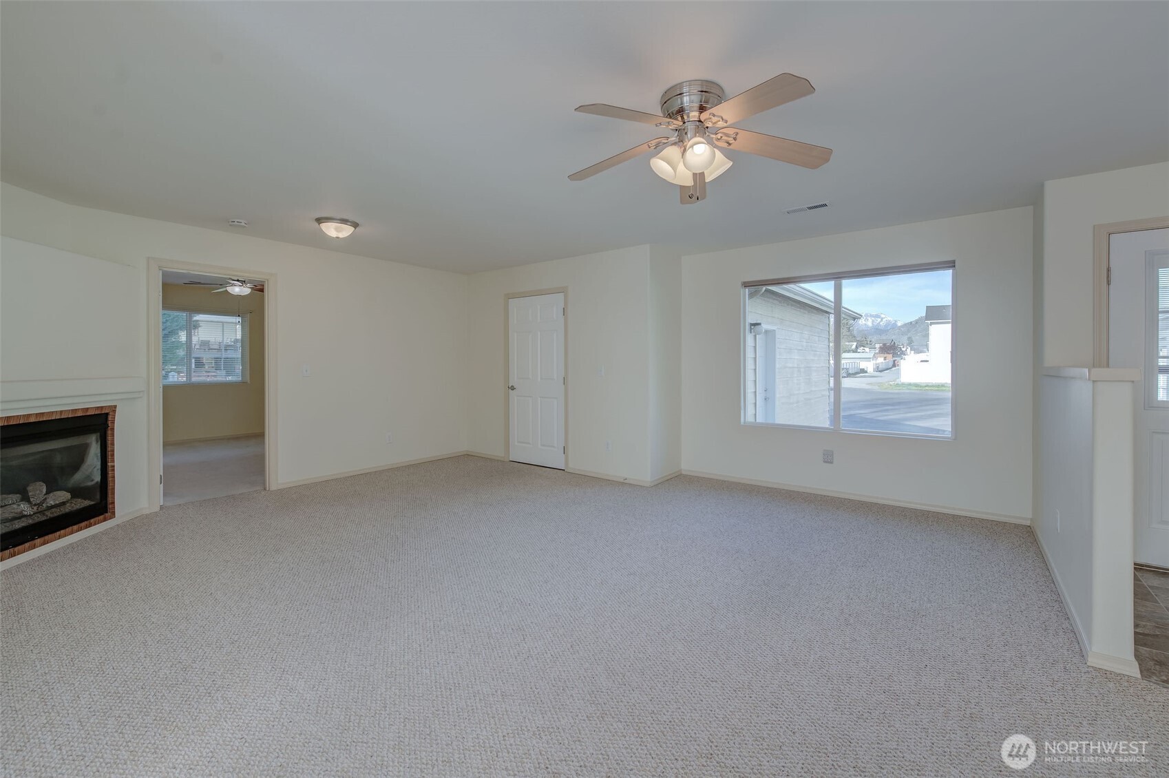 224 Vine Street Property Photo 9