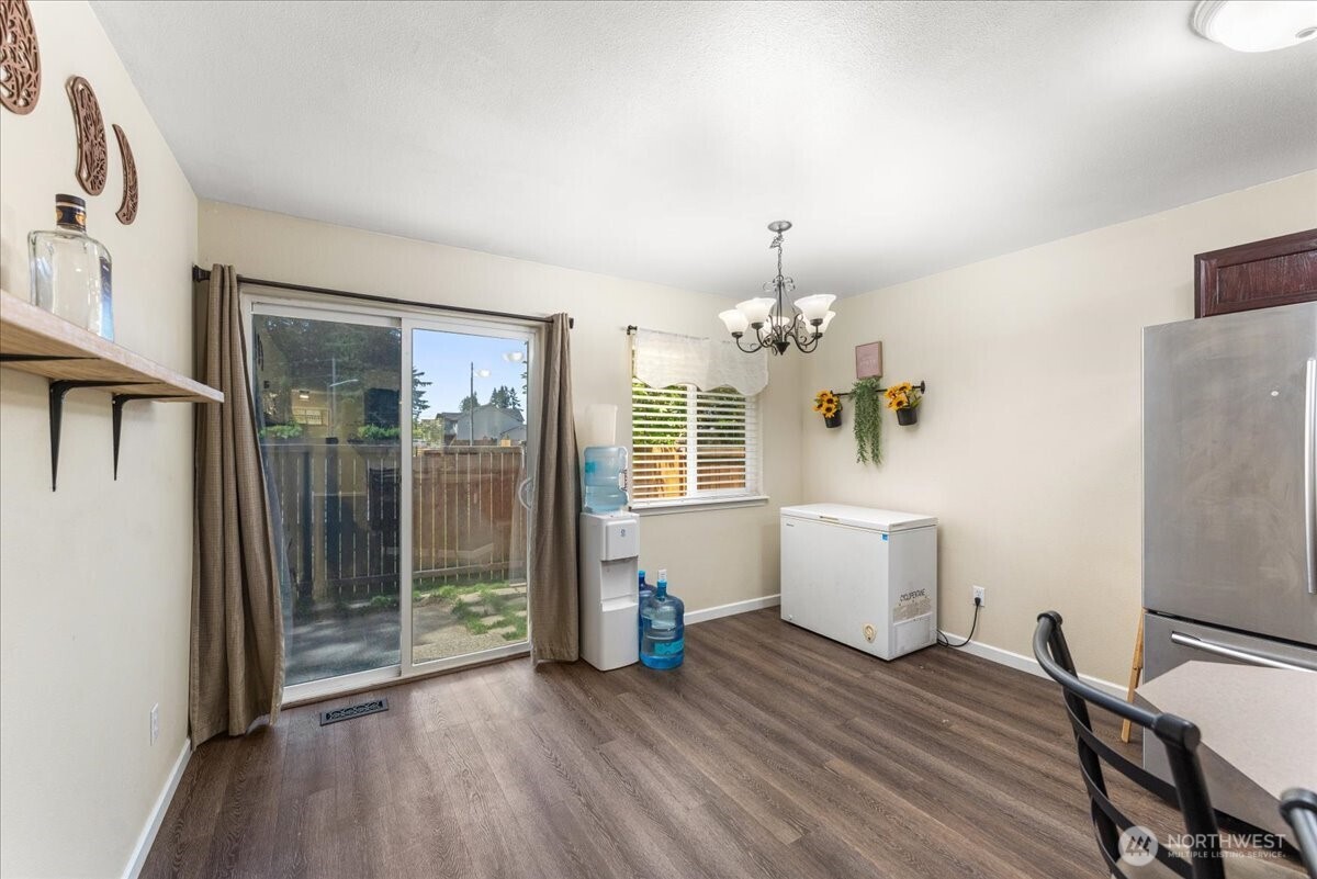 18402 39th Avenue Property Photo 11